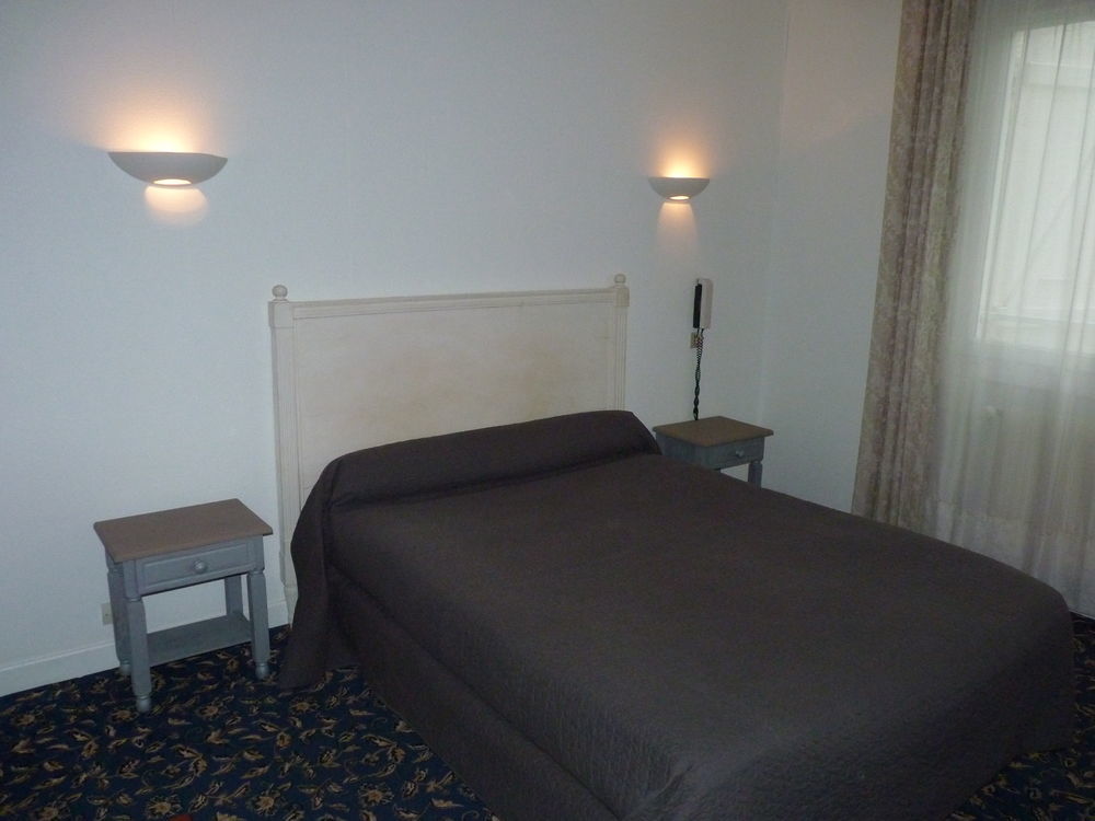 Hotel Victor Hugo Дижон Екстериор снимка