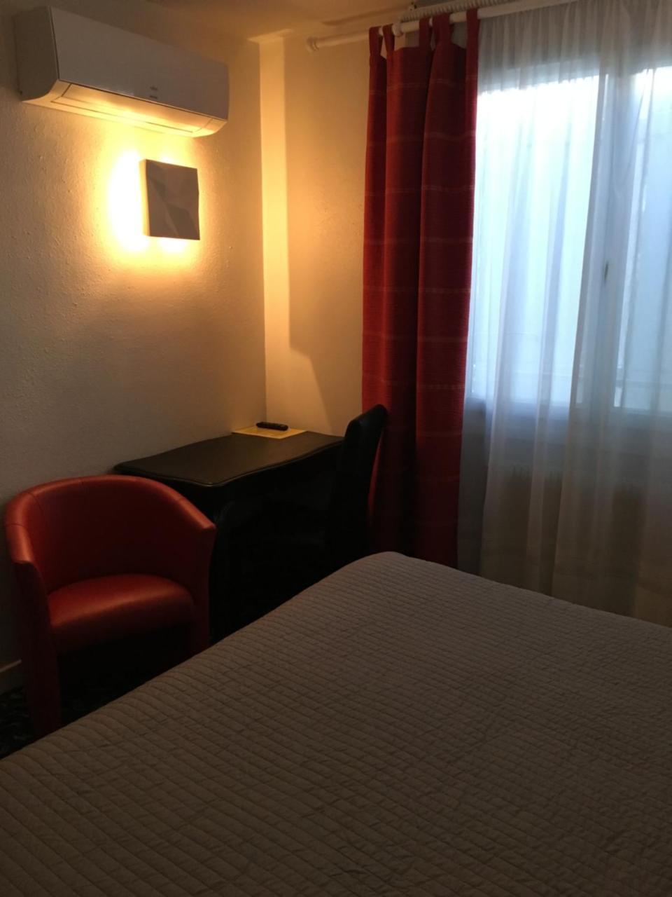 Hotel Victor Hugo Дижон Екстериор снимка